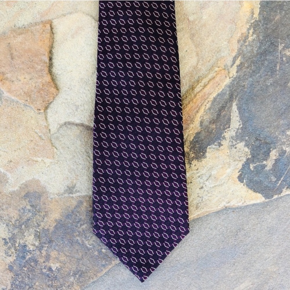 Giorgio Armani maroon necktie